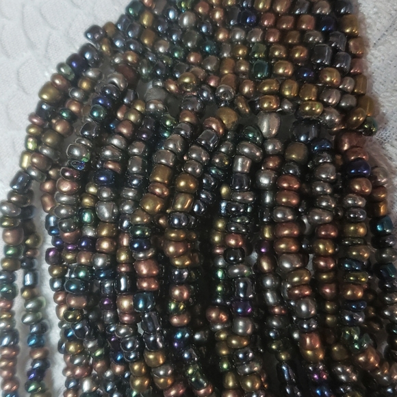 Seedbead Collar Necklace - Picture 4 of 7